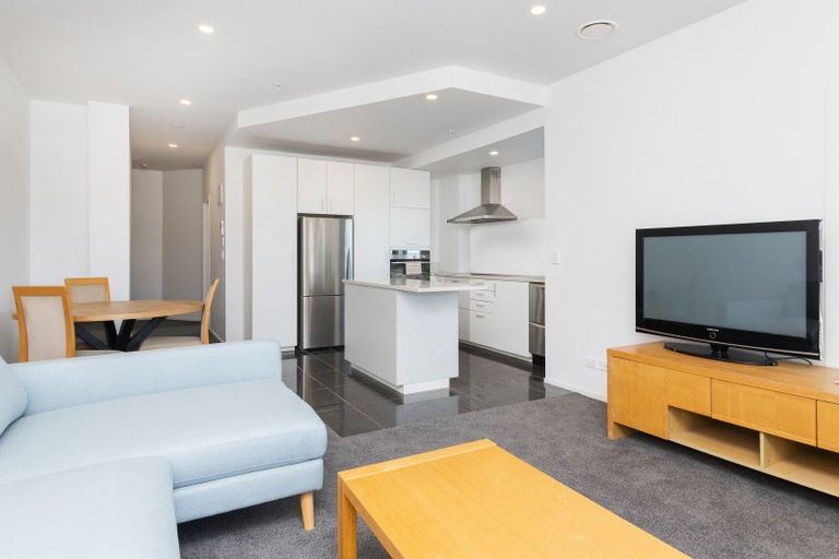 Photo of property in Marina View Apartments, 307/4 Reads Quay, Gisborne, 4010