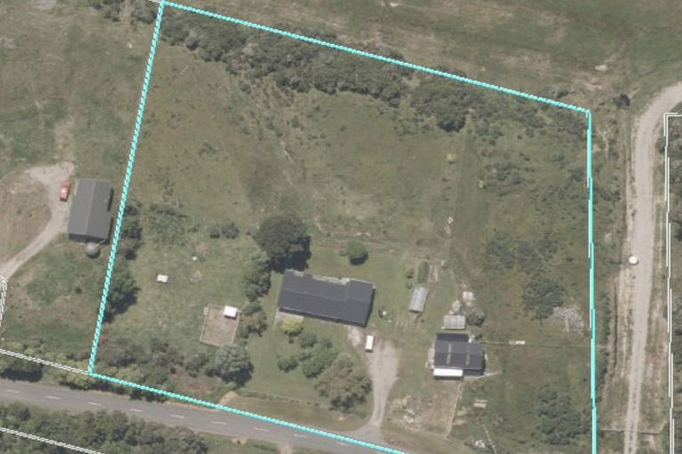 Photo of property in 57 Caledonian Road, Westport, 7892