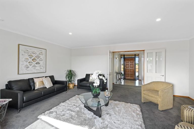 Photo of property in 25 Jozecom Place, Rolleston, 7614