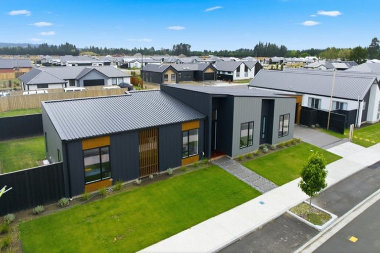 Photo of property in 12 Steggall Road, Rangiora, 7400