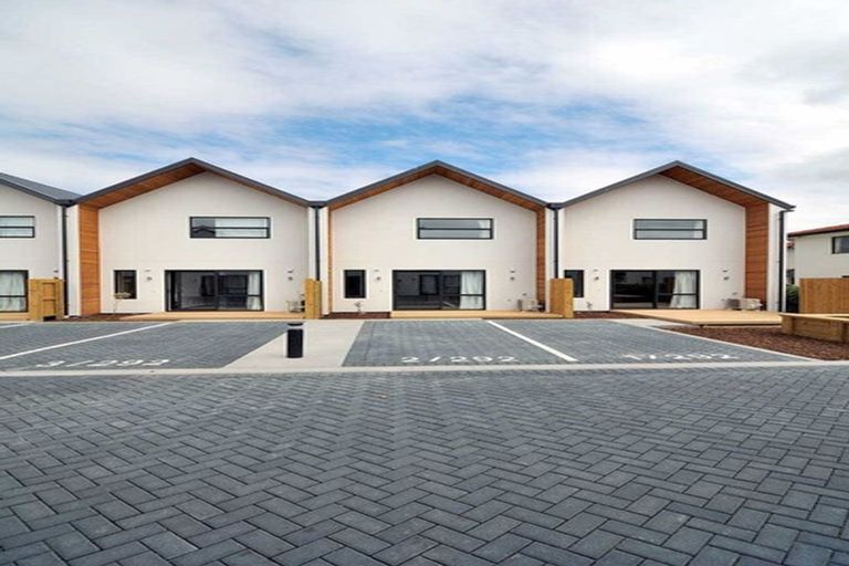 Photo of property in 3/292 Hereford Street, Christchurch Central, Christchurch, 8011