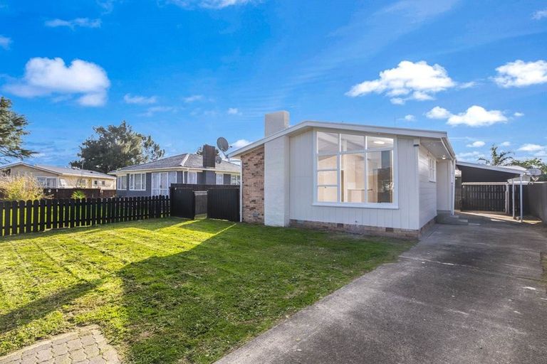 Photo of property in 1/11 President Avenue, Papakura, 2110