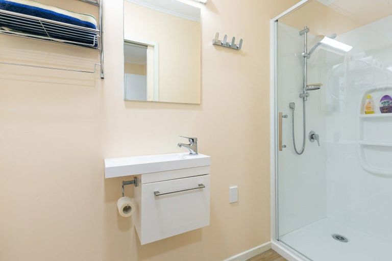 Photo of property in 19c Cave Road, Houghton Bay, Wellington, 6023