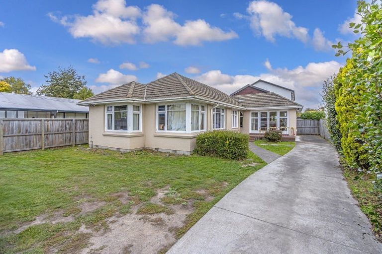 Photo of property in 153 Ilam Road, Ilam, Christchurch, 8041
