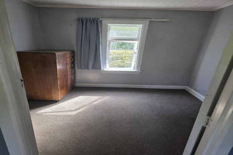 Photo of property in 46-48 Rangitake Drive, Spotswood, New Plymouth, 4310