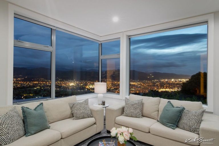 Photo of property in 6 Winifred Way, Belmont, Lower Hutt, 5010