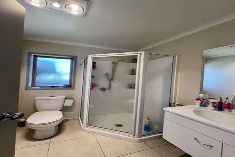 Photo of property in 129 Saint James Drive, Huntington, Hamilton, 3210