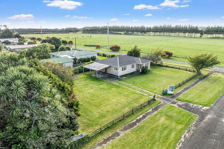 Photo of property in 55 Wilson Street, Waverley, 4510