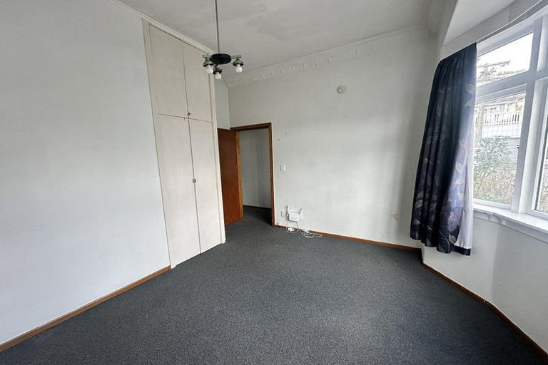 Photo of property in 11 Caroline Street, Mount Victoria, Wellington, 6011