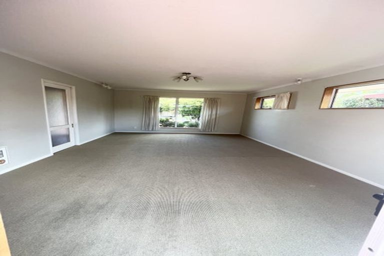 Photo of property in 2 Jocelyn Street, Casebrook, Christchurch, 8051