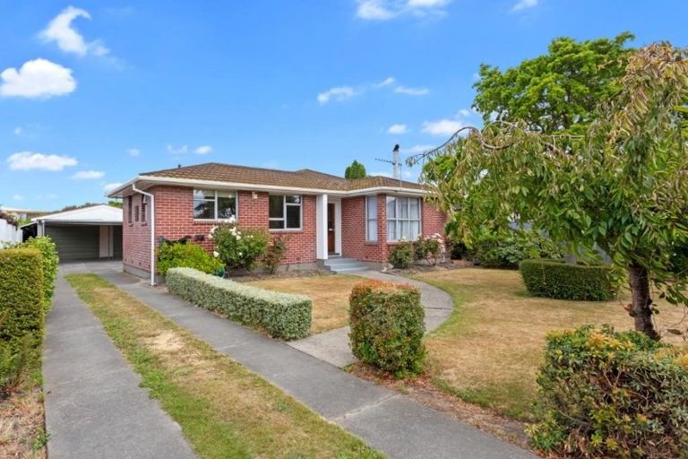 Photo of property in 41 Denise Crescent, Hornby, Christchurch, 8042