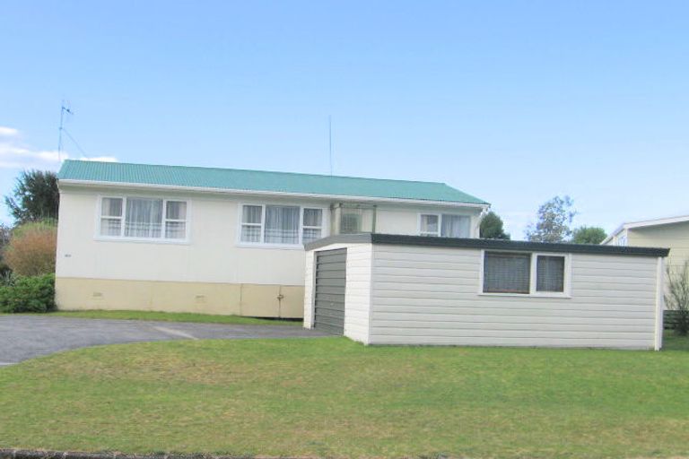 Photo of property in 602 Linton Crescent, Whangamata, 3620