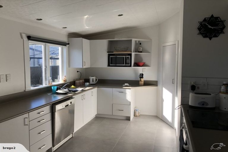Photo of property in 700 Victoria Street, Parkvale, Hastings, 4122