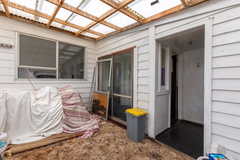 Photo of property in 21 Atkinson Street, Woodville, 4920