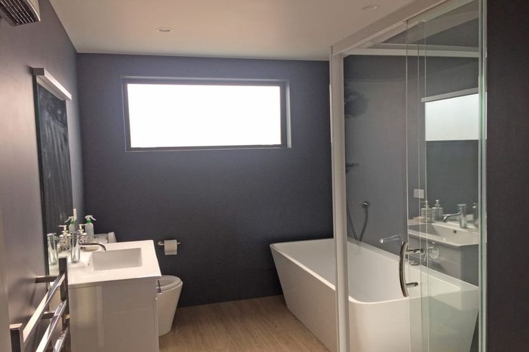 Photo of property in 6 Glen Dene Crescent, Wanaka, 9305