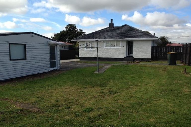 Photo of property in 10 Fleming Street, Mangere East, Auckland, 2024