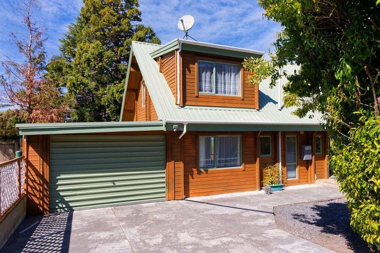 Photo of property in 6 Valley Road, Goose Bay, Kaikoura, 7374