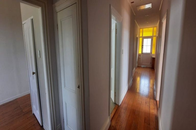 Photo of property in 377 Adelaide Road, Newtown, Wellington, 6021