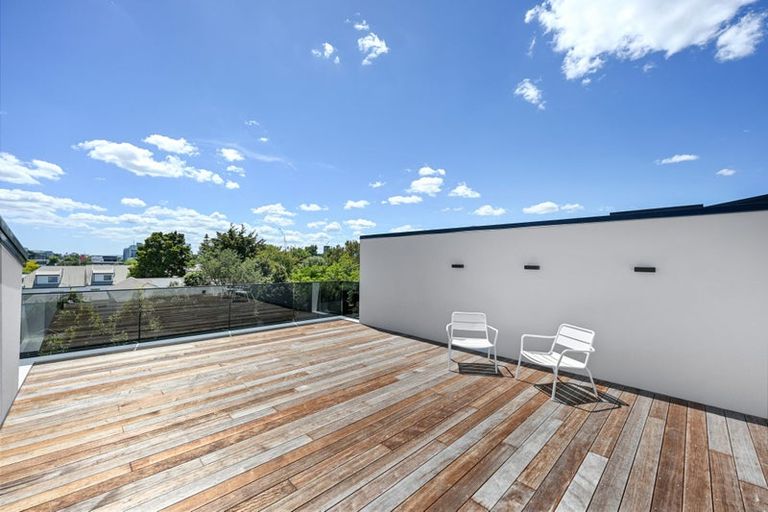 Photo of property in 1u3 Palmerston Street, Hamilton Central, Hamilton, 3204