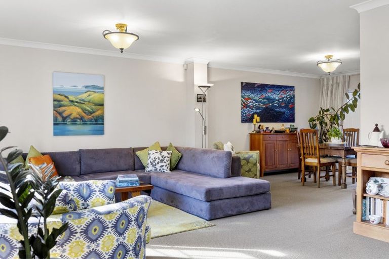 Photo of property in 47 Chateau Crescent, Rangatira Park, Taupo, 3330