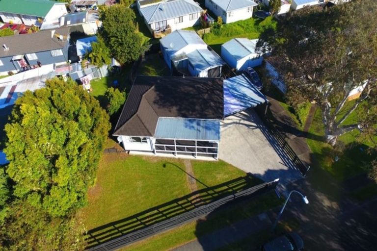 Photo of property in 22 Killington Crescent, Mangere, Auckland, 2022