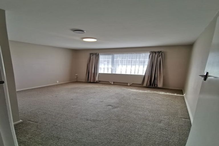 Photo of property in 11 Manor Place, Bryndwr, Christchurch, 8053