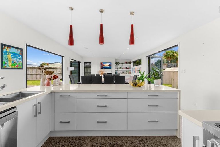 Photo of property in 22 Marram Place, Mangawhai Heads, Mangawhai, 0505