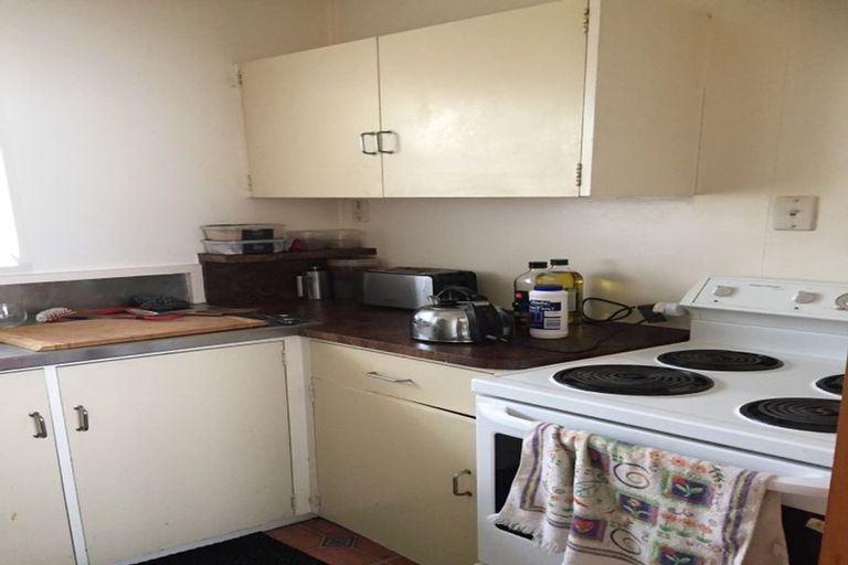 Photo of property in Beresford Apartments, 118u4 Russell Terrace, Berhampore, Wellington, 6023