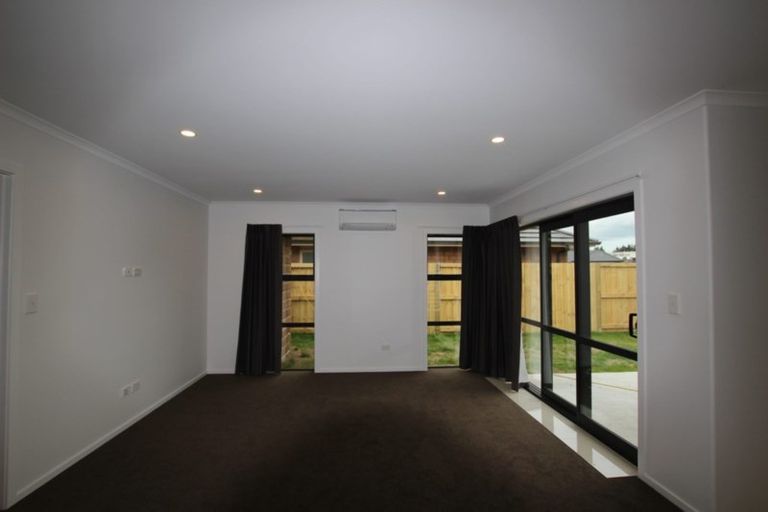 Photo of property in 11 Oolong Court, Huntington, Hamilton, 3210