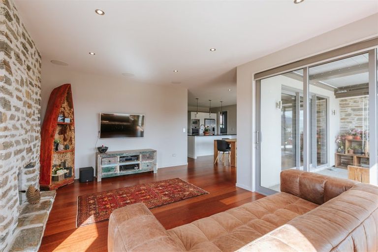 Photo of property in 9 Diamond Lane, Wanaka, 9305