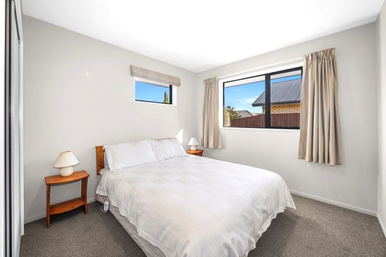 Photo of property in 45 Shortland Street, Wainoni, Christchurch, 8061