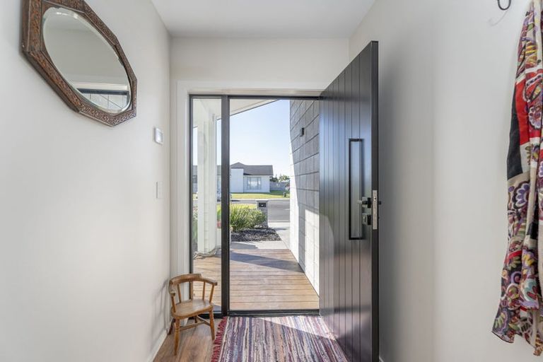 Photo of property in 155 Kupe Drive, Whitianga, 3510