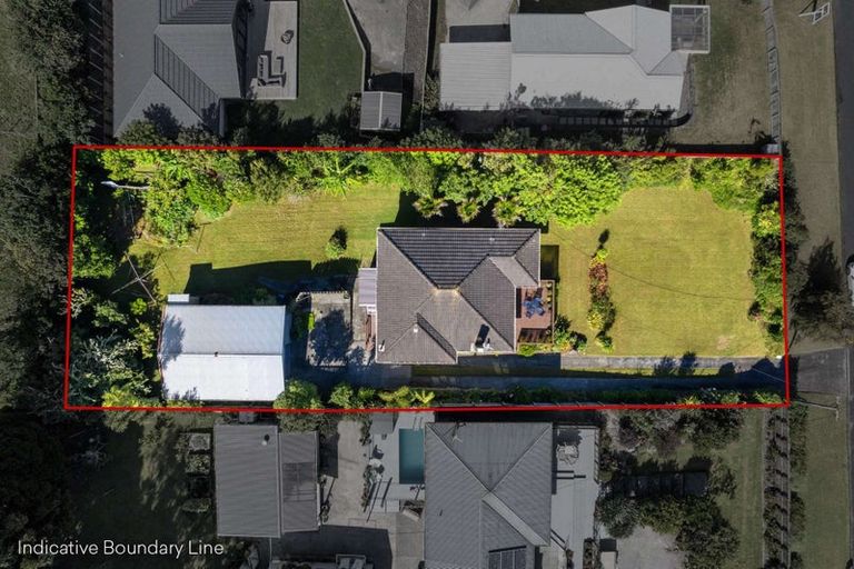 Photo of property in 38 Hand Road, Helensville, 0800