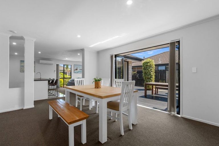 Photo of property in 164 Doncaster Drive, Papamoa Beach, Papamoa, 3118