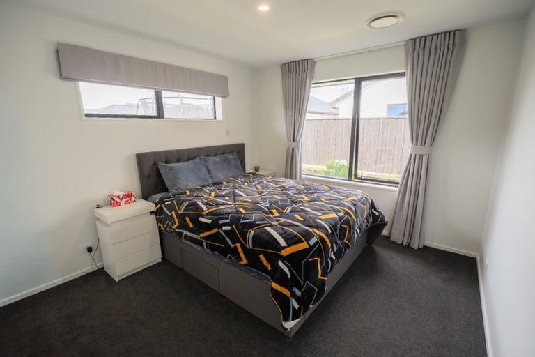Photo of property in 27 Henshaw Street, Woodend, 7610