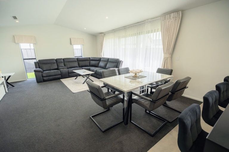 Photo of property in 27 Henshaw Street, Woodend, 7610