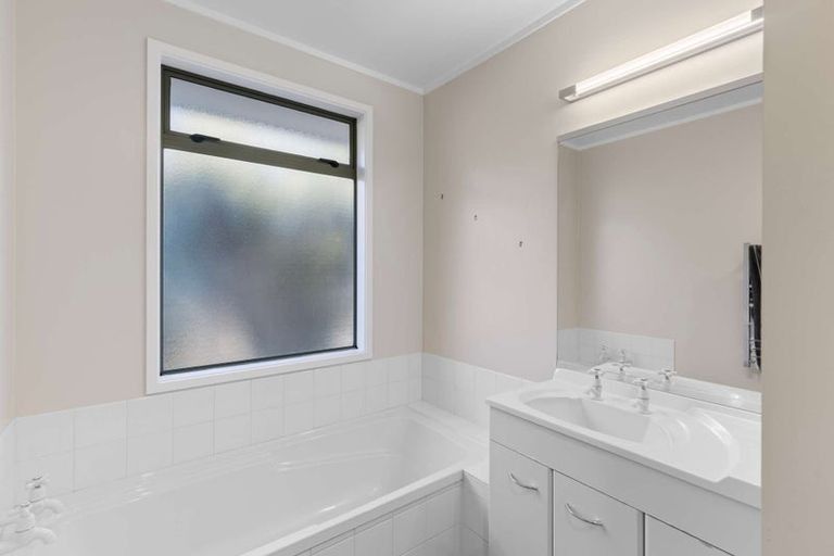 Photo of property in 33 Olympus Way, Richmond, 7020