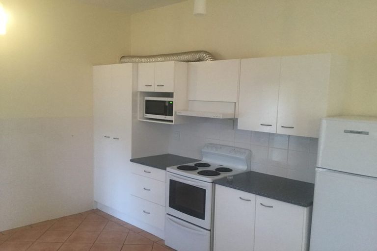 Photo of property in 121 Pirie Street, Mount Victoria, Wellington, 6011