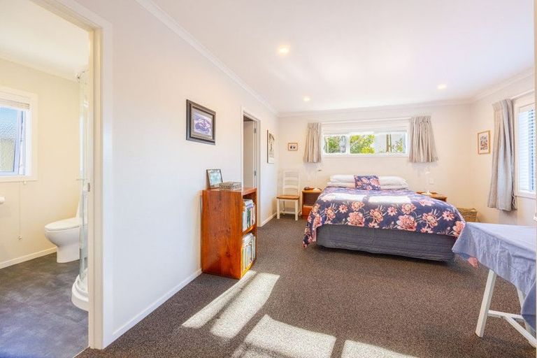 Photo of property in 910 Oliphant Road, Raureka, Hastings, 4120