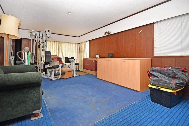 Photo of property in 1/22 Captain Scott Road, Glen Eden, Auckland, 0602