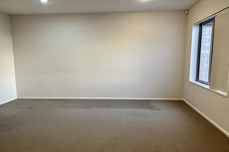 Photo of property in 10 Killarney Drive, Flat Bush, Auckland, 2019