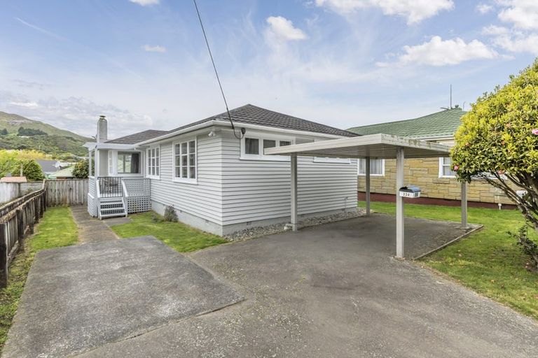 Photo of property in 334 Main Road, Tawa, Wellington, 5028