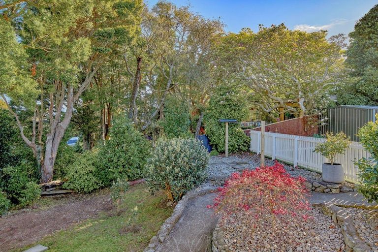 Photo of property in 18 Wairere Road, Belmont, Lower Hutt, 5010