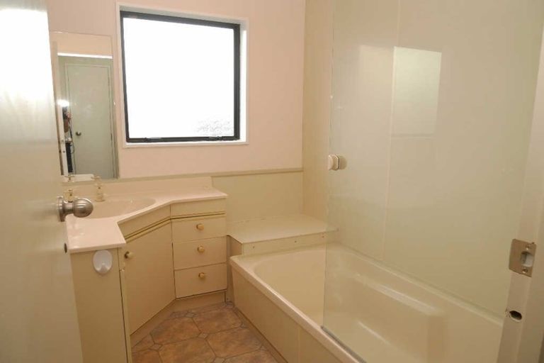 Photo of property in 117 Makarini Street, Paraparaumu, 5032