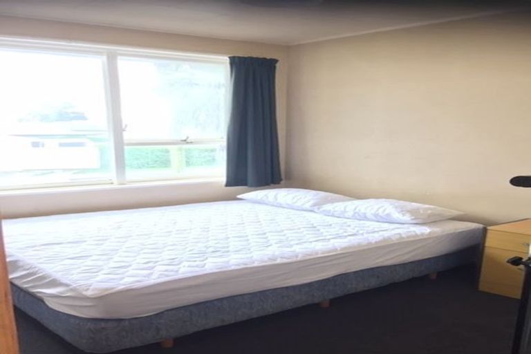 Photo of property in 2/39 Tower Street, Hornby, Christchurch, 8042