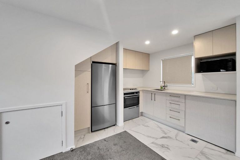Photo of property in 4/17 Pearce Crescent, Taita, Lower Hutt, 5011