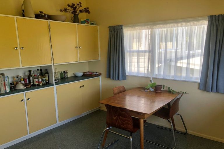 Photo of property in 28 Overtoun Terrace, Hataitai, Wellington, 6021