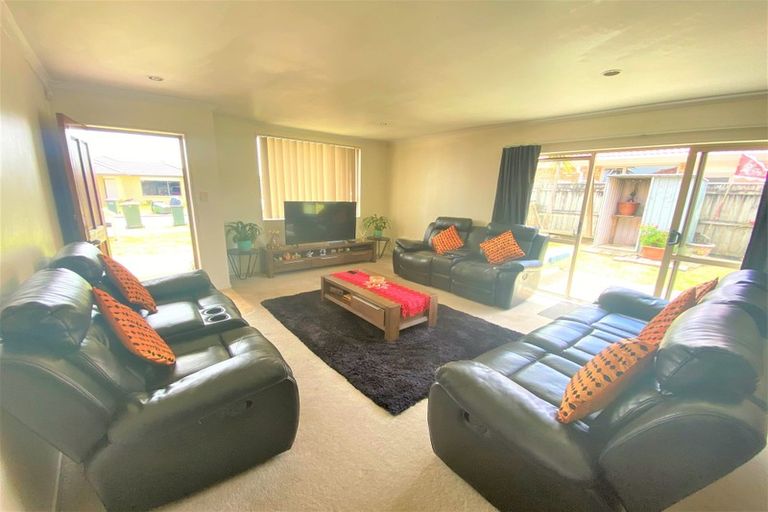Photo of property in 5 Shah Lane, Mangere, Auckland, 2022