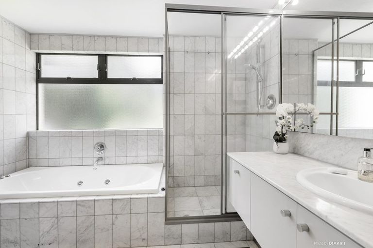 Photo of property in 260u6 Oriental Parade, Oriental Bay, Wellington, 6011