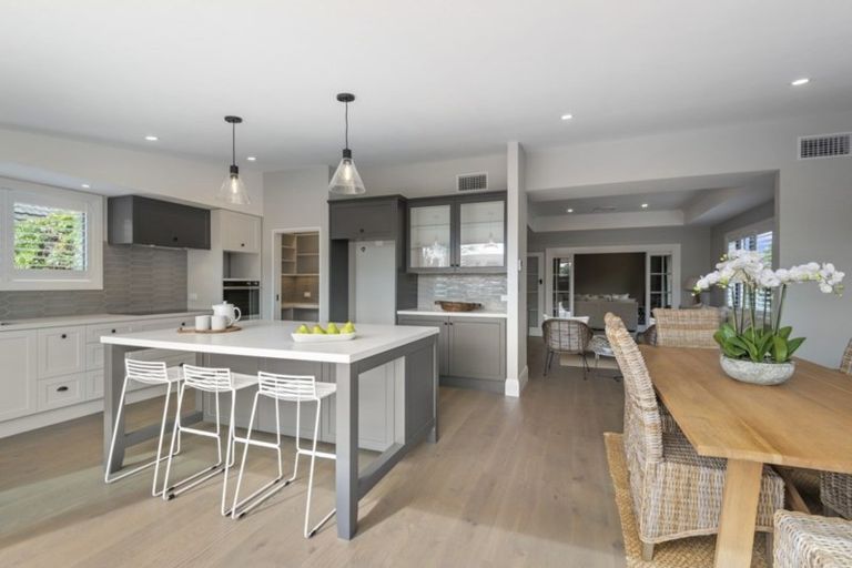 Photo of property in 61 Knowles Street, St Albans, Christchurch, 8052